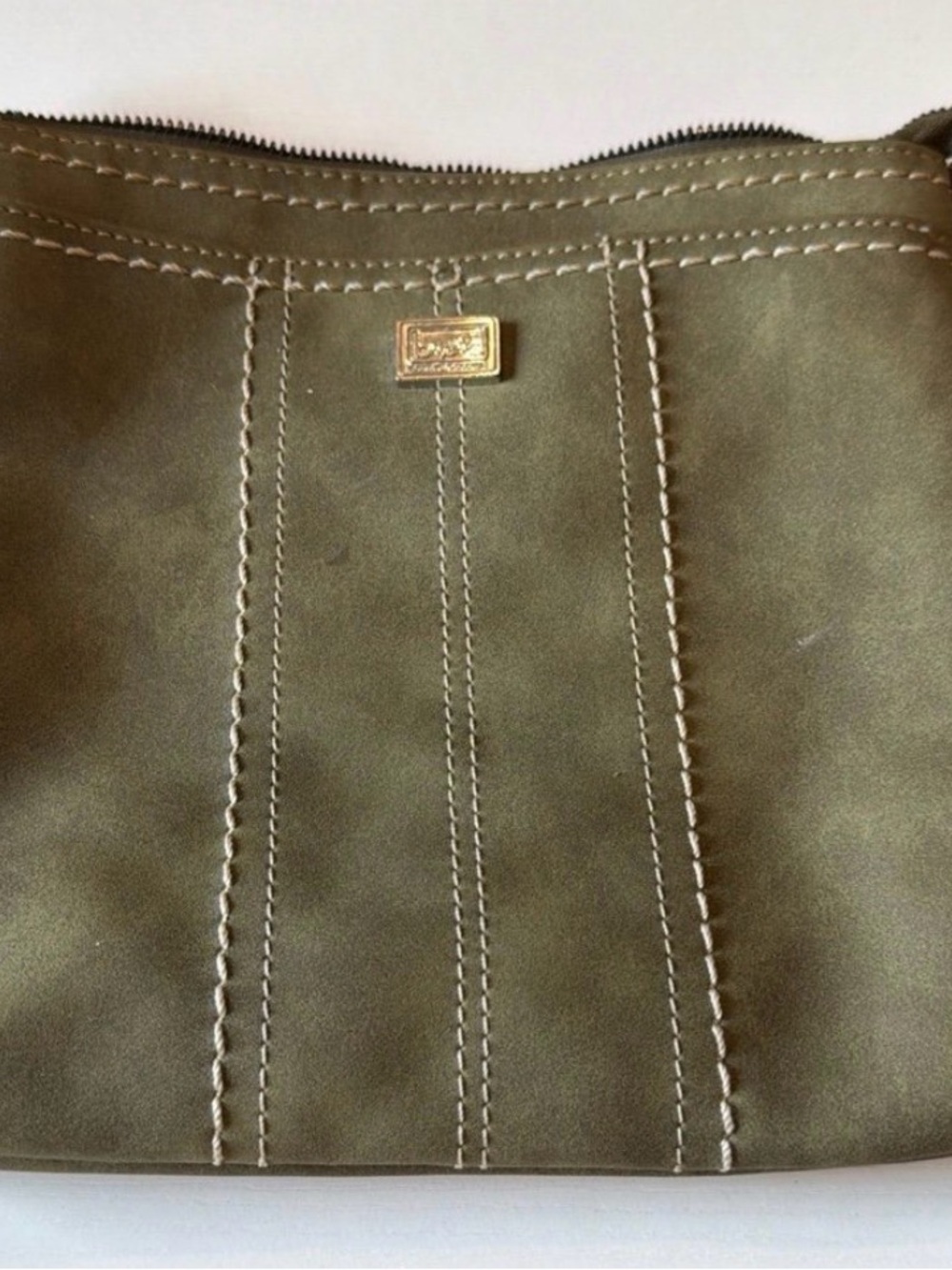 b.ø.c Green Solid Crossbody Bag Zip Top Brown Strap Lined Inner Pockets